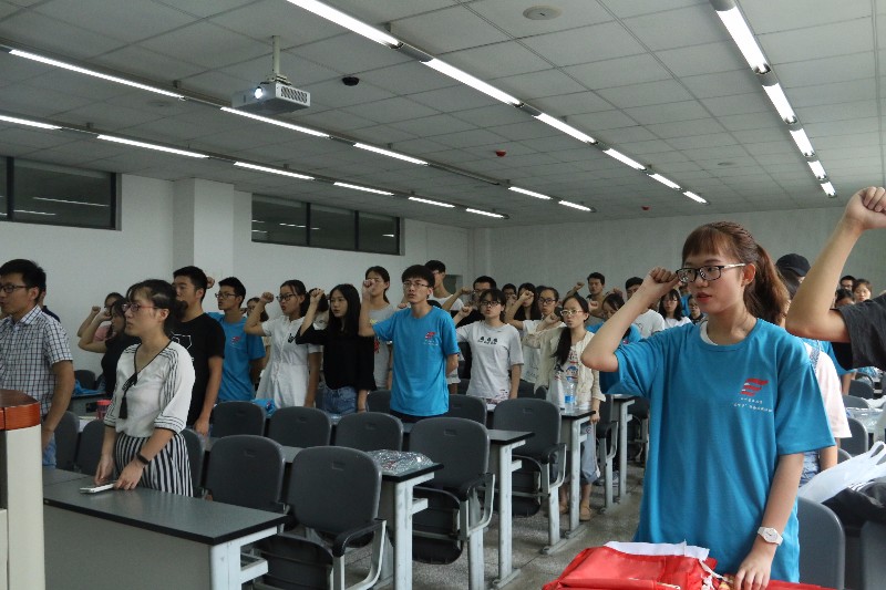 15vip太阳集团官网2017年暑期社会实践顺利出征