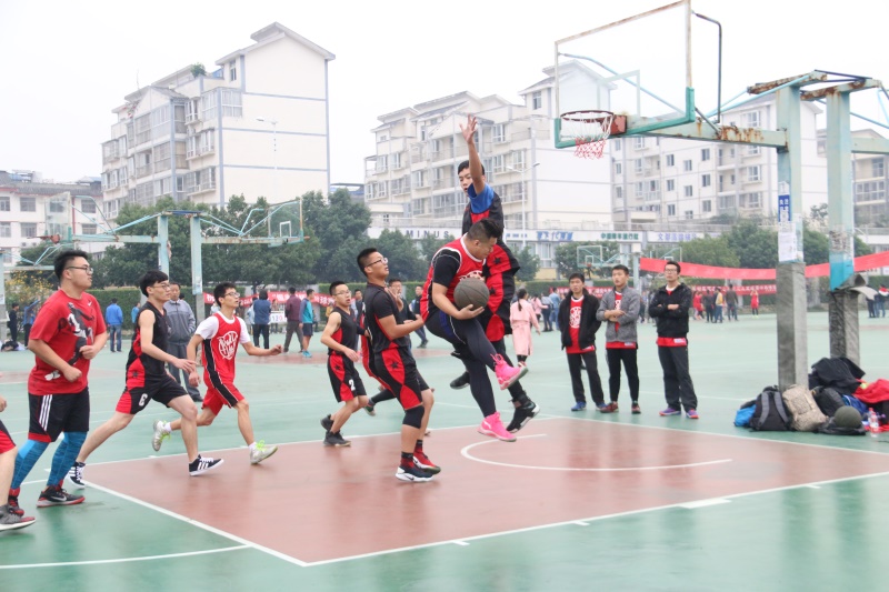 15vip太阳集团官网第二届小班篮球赛顺利开幕