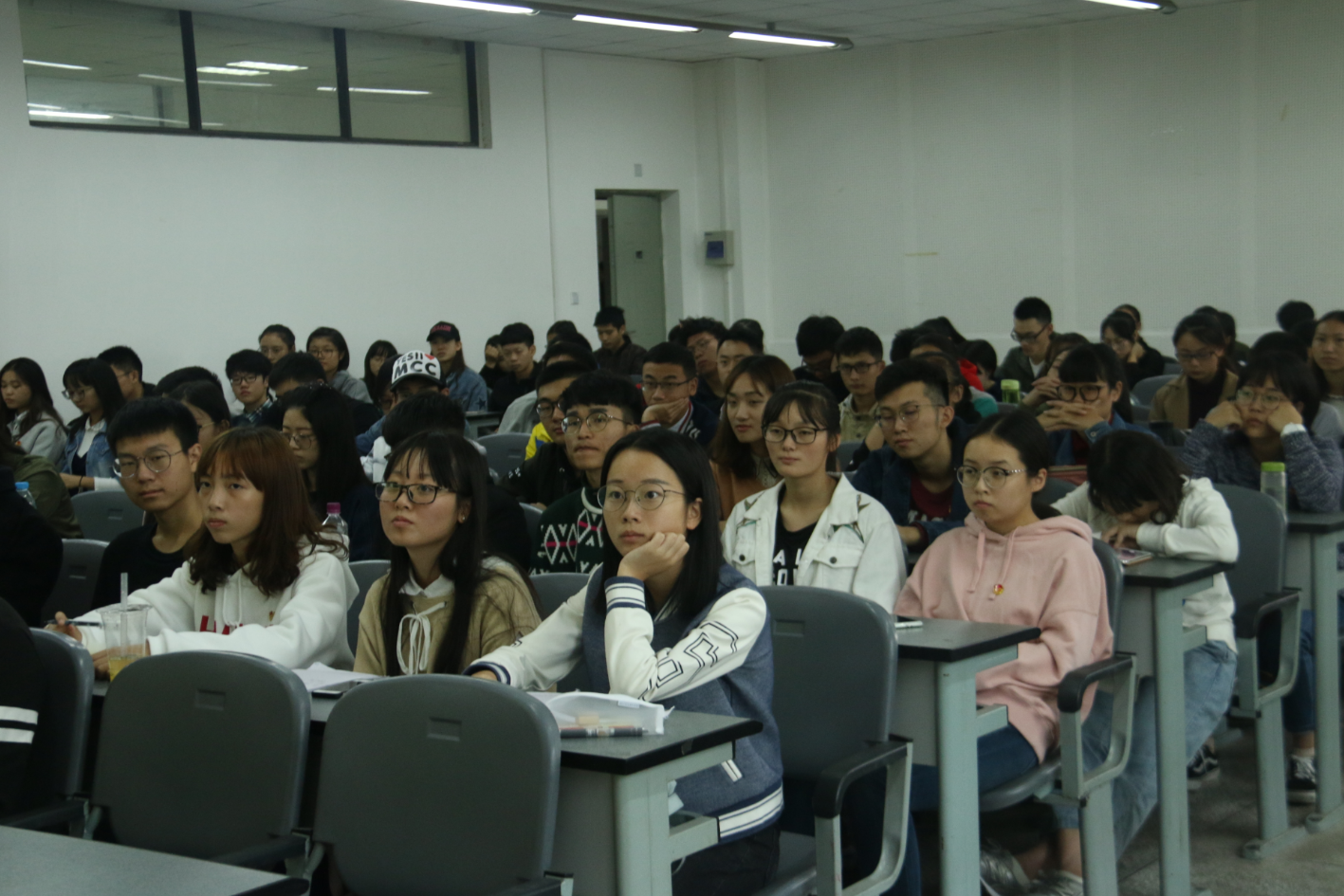 15vip太阳集团官网召开新学期团干培训会