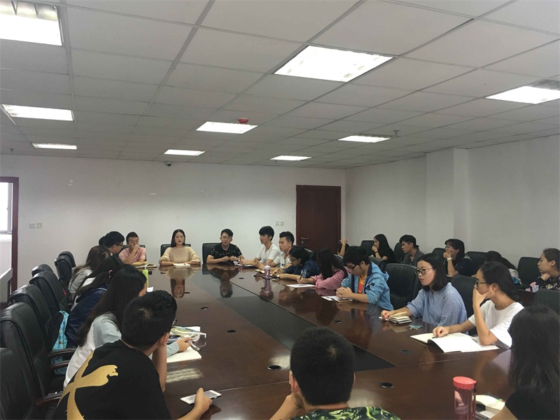 15vip太阳集团官网召开主要学生干部培训会